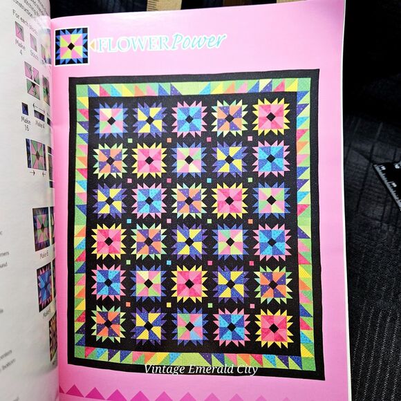Vtg Super Simple Triangles Book Nancy Smith & Lynda Milligan Quilt Pattern 2006 - Picture 4 of 10